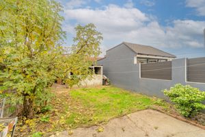 Photo 17- click for photo gallery